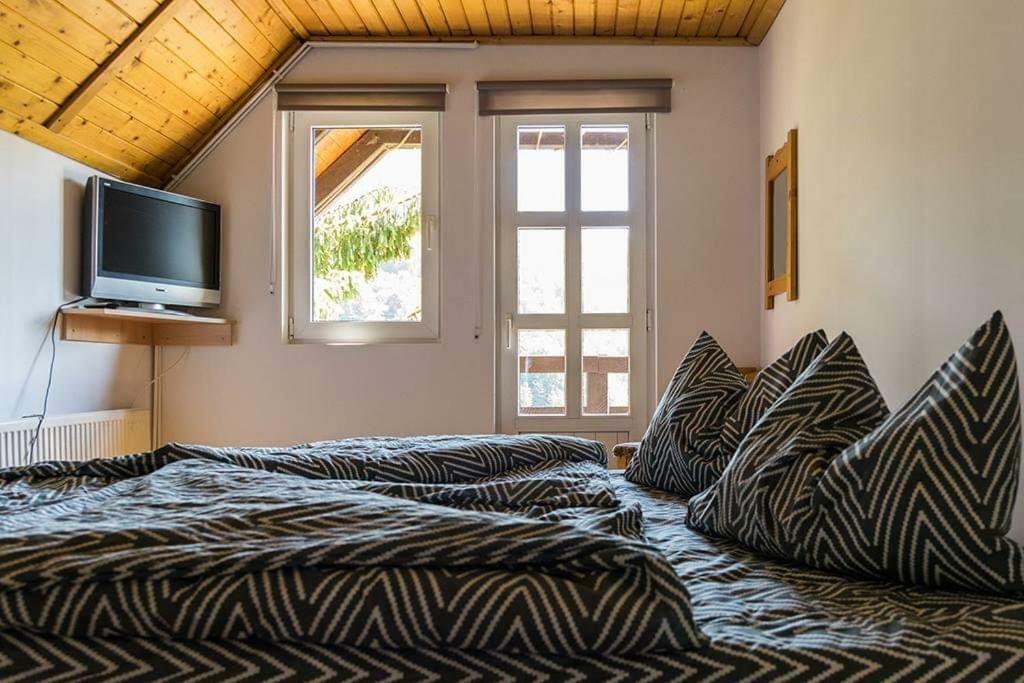 Florile Bucegilor Villa Sinaia Eksteriør bilde